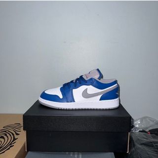 (Category: ) located in . Submitted by brothersinsole (Listing ID 1224245607, Image 1). Description: .