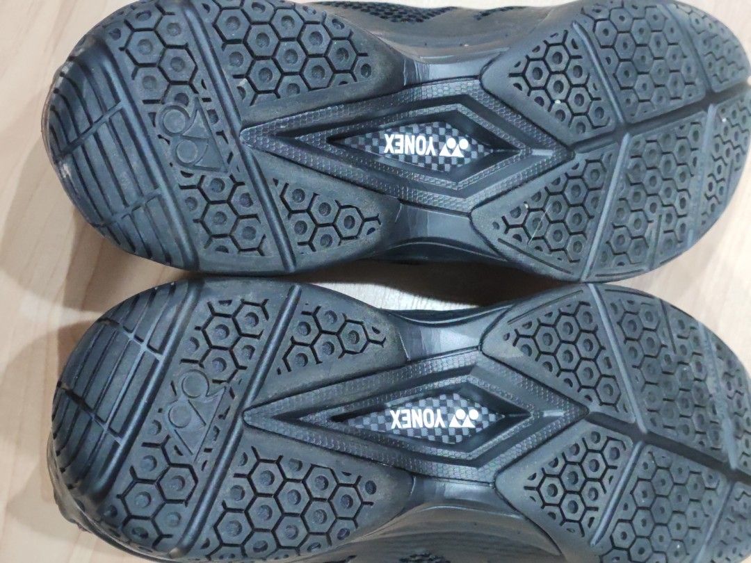 kasut badminton nike