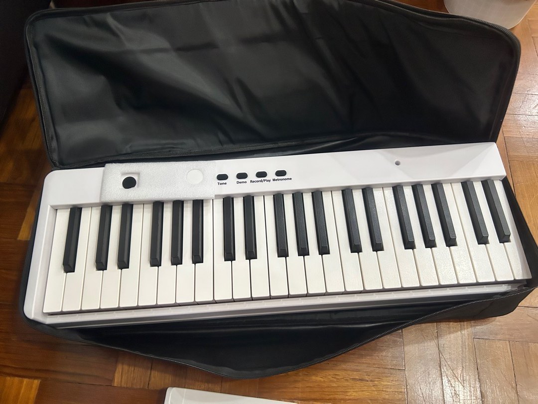 KONIX PJ88C digital piano, Hobbies & Toys, Music & Media, Musical ...