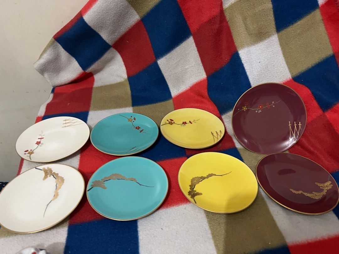 Koransha Saucers (Category: Other Kitchenware & Tableware) located in Mandaluyong City. Submitted by samsami10 (Listing ID 1224149685, Image 2). Description: .