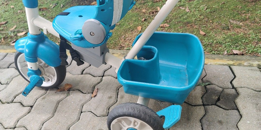 Little Tikes Tricycle, Sports Equipment, Bicycles & Parts, Bicycles on