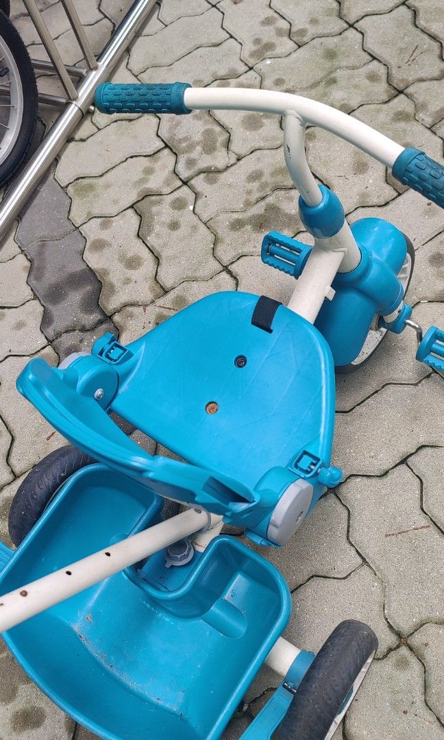 Little Tikes Tricycle, Sports Equipment, Bicycles & Parts, Bicycles on Carousell