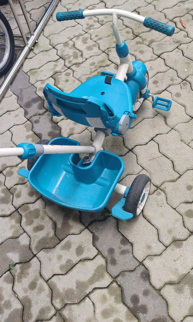 Little Tikes Tricycle, Sports Equipment, Bicycles & Parts, Bicycles on Carousell