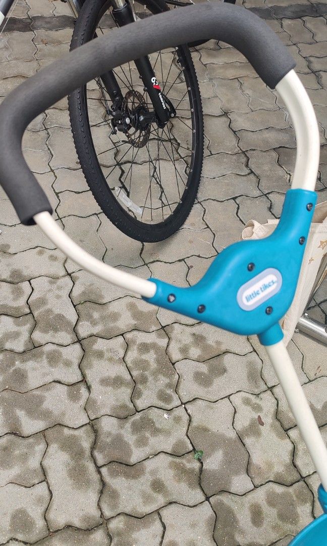Little Tikes Tricycle, Sports Equipment, Bicycles & Parts, Bicycles on
