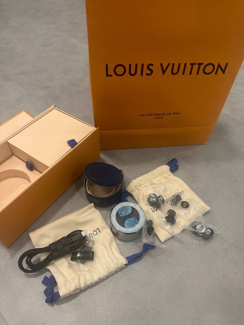 Louis Vuitton Horizon Earphones Gradient Blue