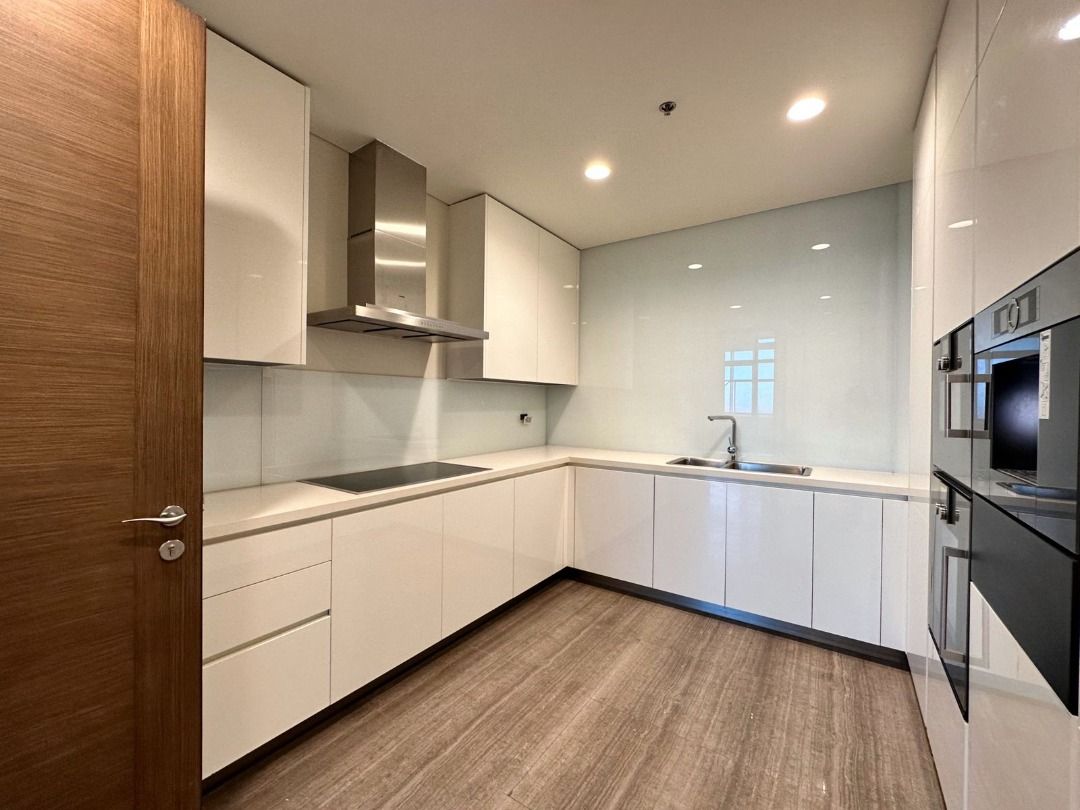 Curated visual reference: Visual Reference: Rush Sale Penthouse With Own Pool Elevator In The Viridian