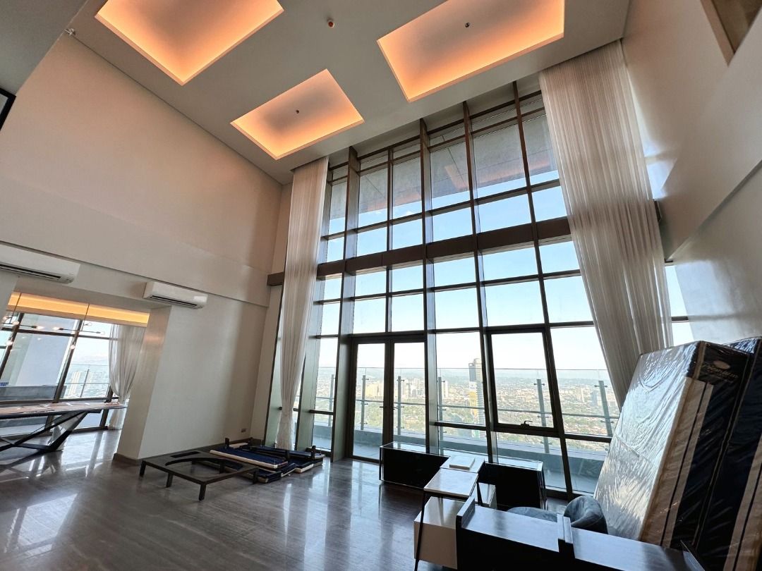 Picture of Rush Sale! Penthouse with Own Pool & Elevator in The Viridian ...