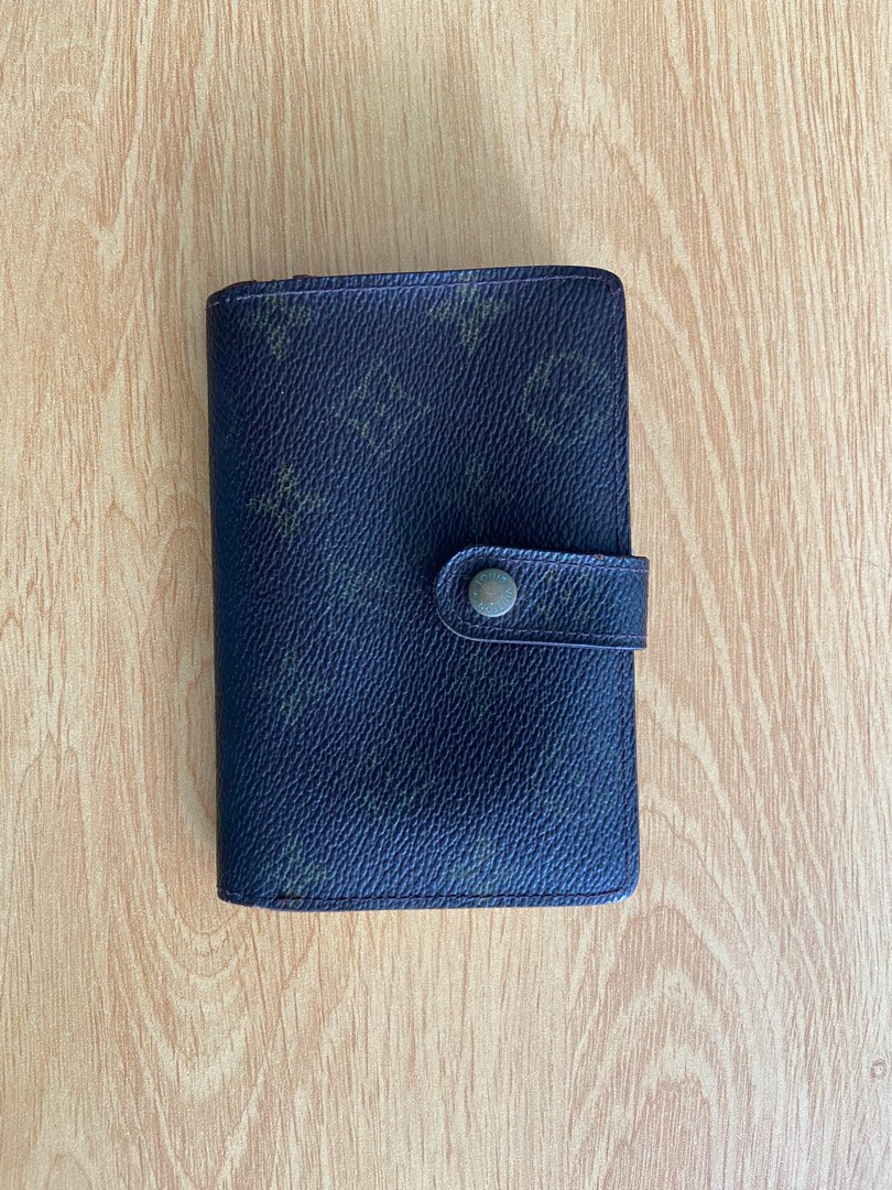 LV, Women's Fashion, Bags & Wallets, Purses & Pouches on Carousell