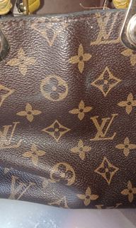 LV vintage shoulder bag