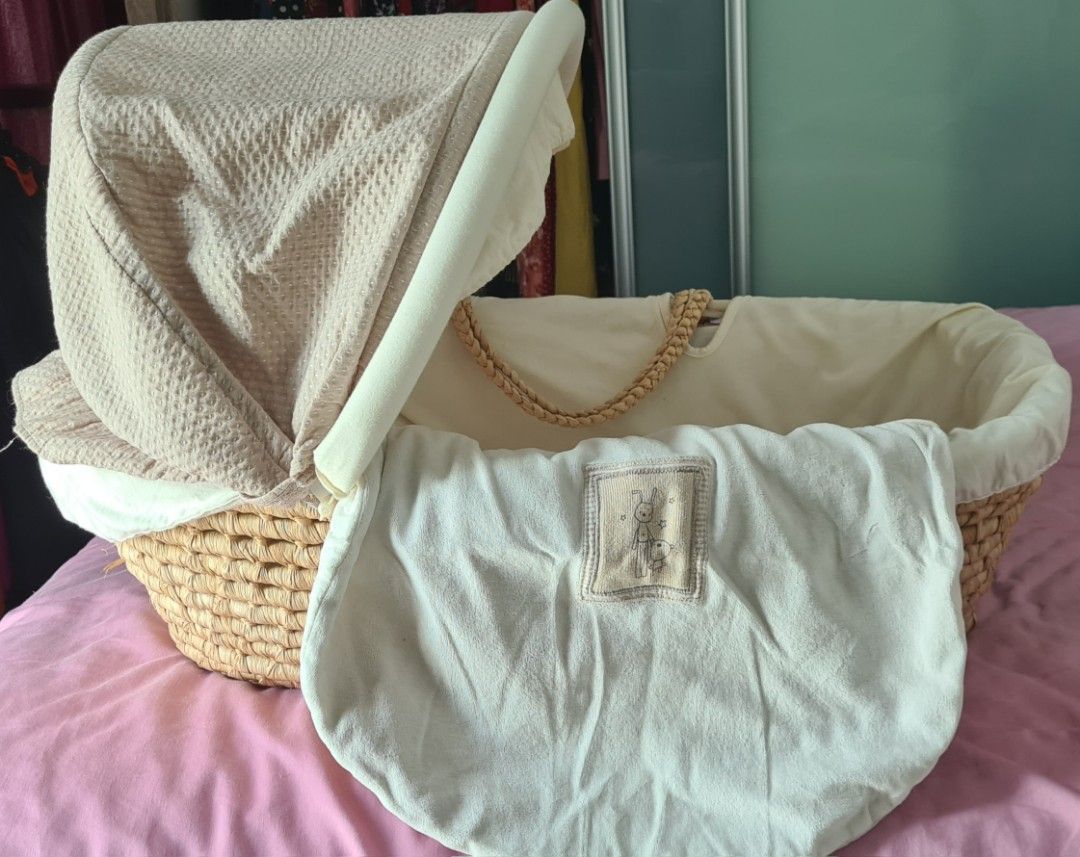 Mamas & Papas Moses (preloved), Babies & Kids, Baby