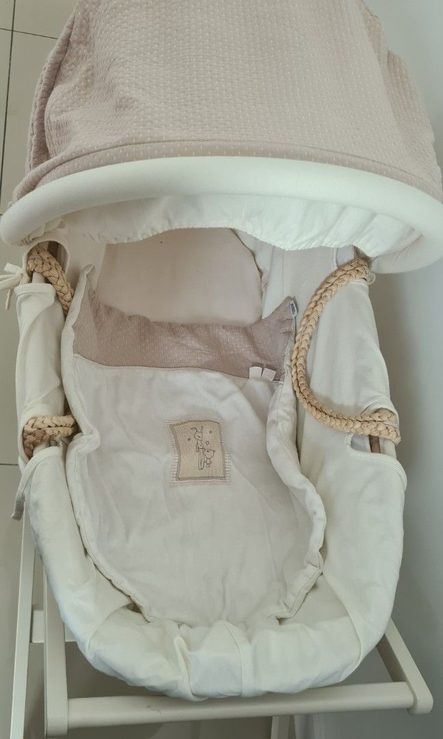 Mamas & Papas Moses (preloved), Babies & Kids, Baby