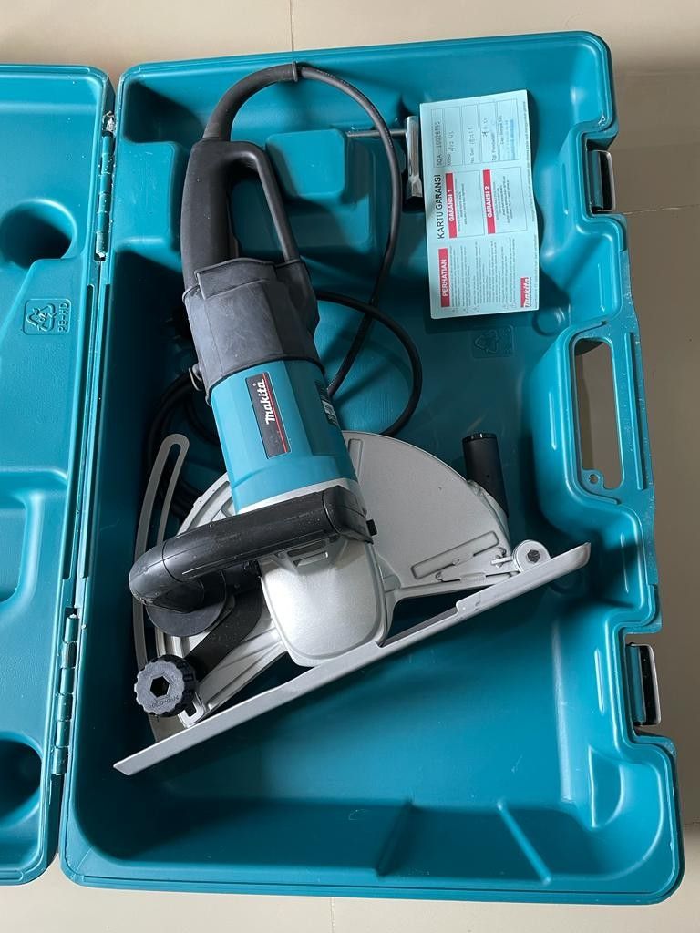 Makita 4112HS au meilleur prix sur