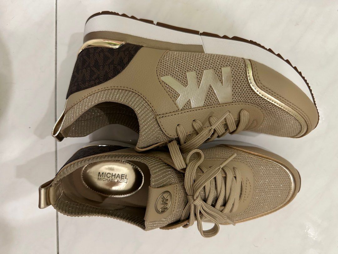 solid black sneakers womens
