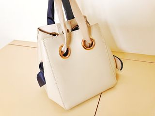 （分類：）位於 。 由 aliceeeee99 提交（商品編號 1224178300，圖片 1）。簡介： 。