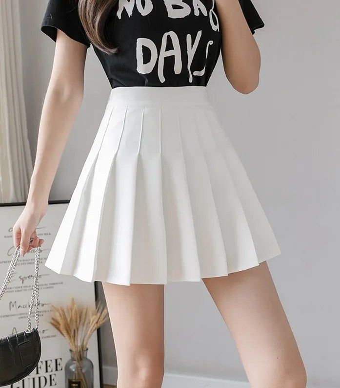 White pleated skirt Clearance