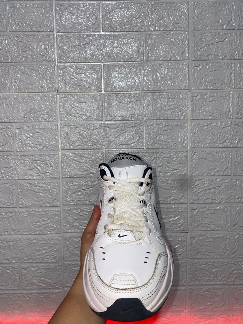 nike air monarch iv all white