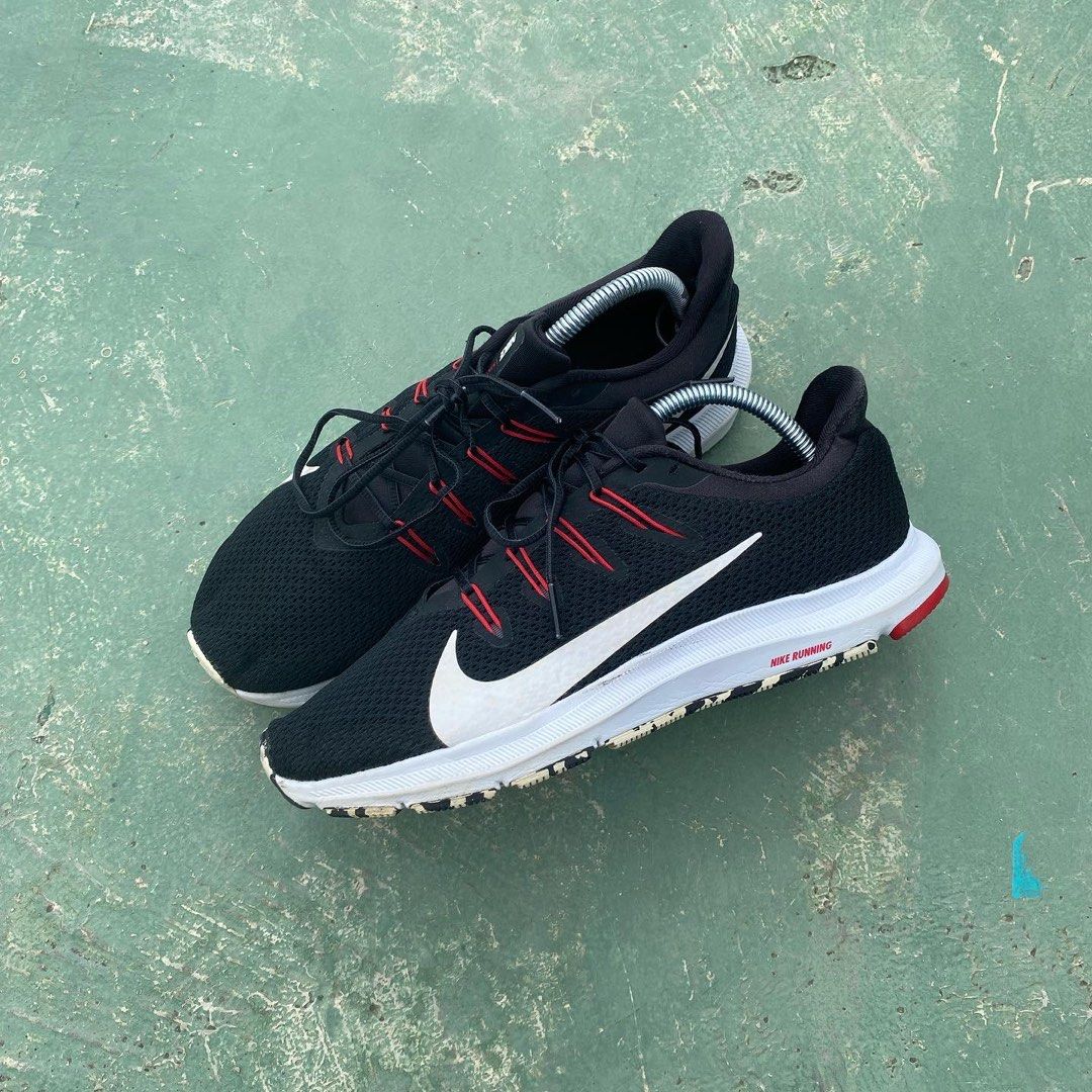nike quest 2 black anthracite