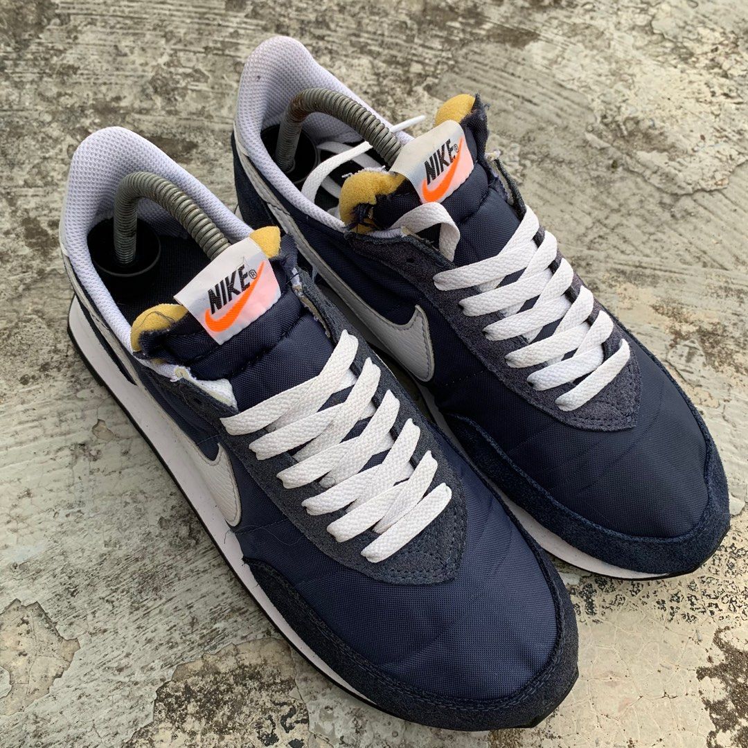 nike waffle trainer sacai