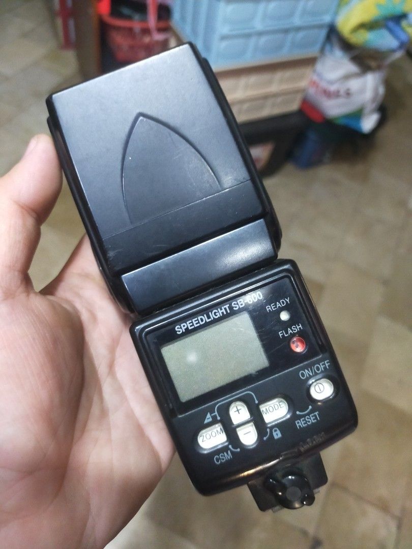 nikon speedlite sb600 (Category: Flashes) located in Manila. Submitted by ultimogizmos (Listing ID 1224273404, Image 2). Description: nikon speedlite sb600 no issues.