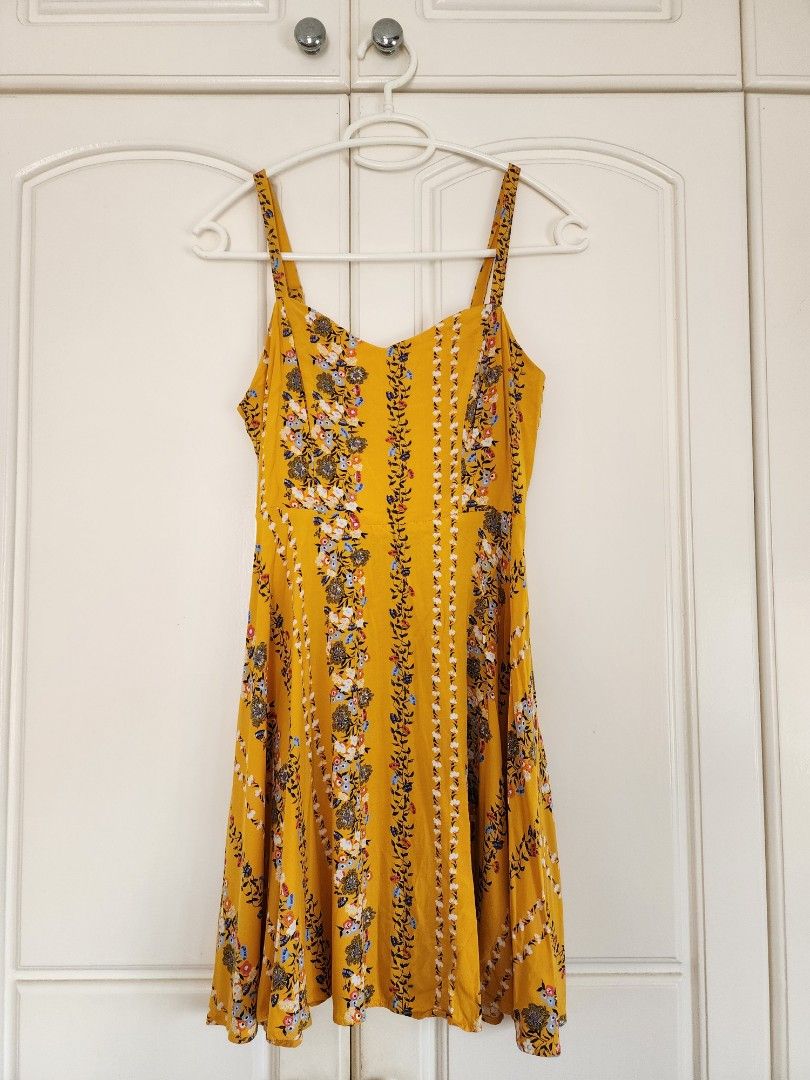 Yellow floral dress old navy shop