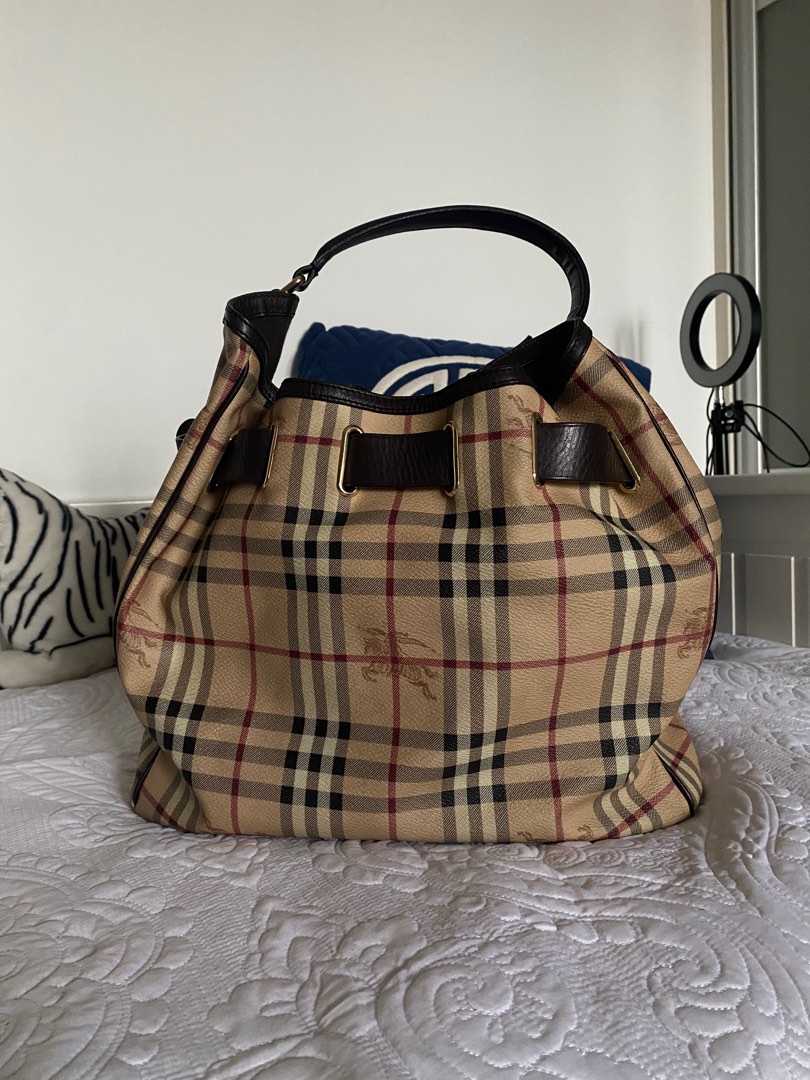 Original Burberry bag, Women's Fashion, Bags & Wallets, Shoulder