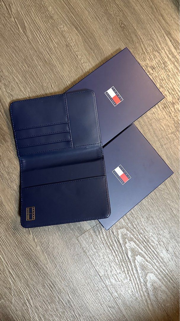 ORIGINAL Tommy Hilfiger passport CARD holder (2 units), Luxury