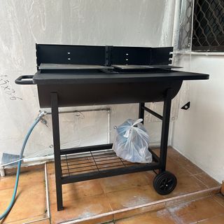 Outdoor Charcoal BBQ Grill