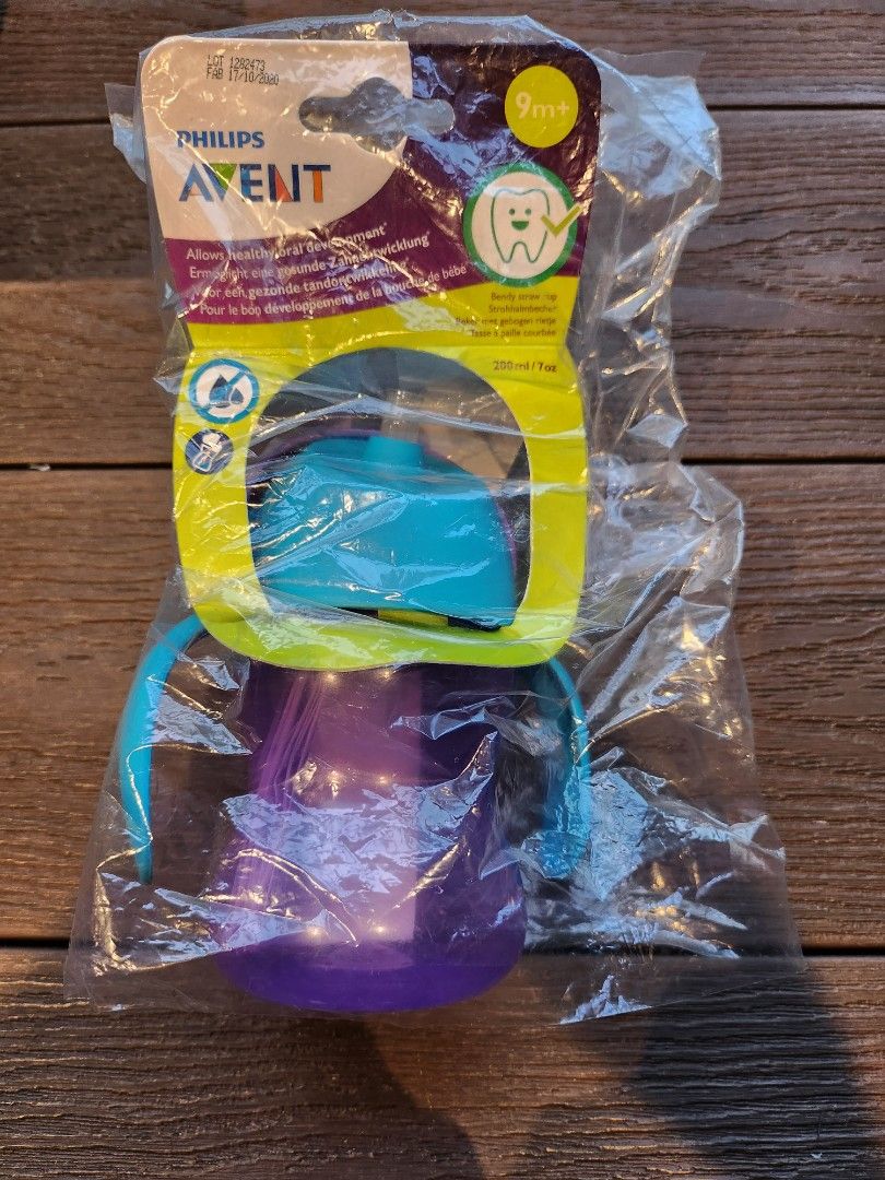 PHILIPS AVENT STRAW BOTTLE 240ML, Babies & Kids, Nursing & Feeding