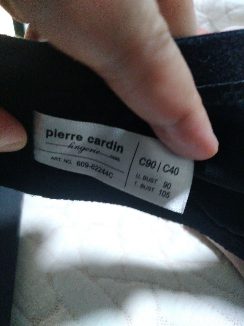 Pierre Cardin Bras C90 C40, Women's Fashion, New Undergarments & Loungewear  on Carousell