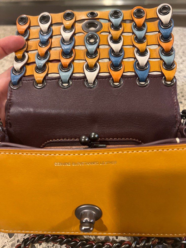 Coach best sale dinky link