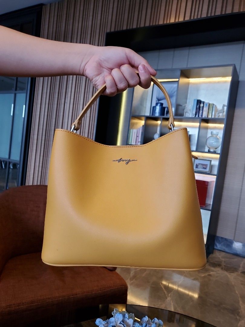 Annie bag marhen j store