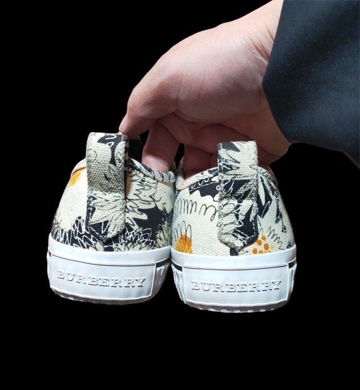 Burberry x deals converse original
