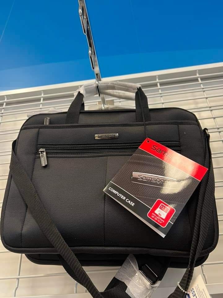 Preorder Samsonite Laptop Bag 13" (Category: Laptop Bags & Sleeves) located in Mabalacat. Submitted by maiyasluxurybagshoppe (Listing ID 1224339276, Image 1). Description: .