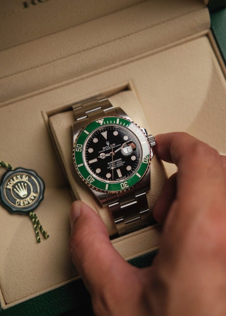 Rolex Submariner Starbucks (Category: Luxury Watches) located in San Juan City. Submitted by horologymr (Listing ID 1224277513, Image 2). Description: Looking for a timepiece that combines style, precision, and a touch of whimsy? Look no further than the Rolex Submariner Date Reference 126610LV, better known as the "Starbucks" With its distinctive MK1 green bezel and black dial, this stunning timepiece is a must-have for any watch collector or en