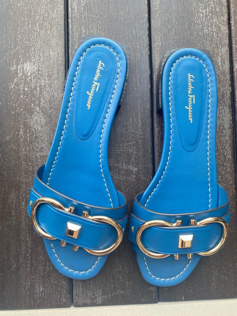 Ferragamo solar slides online