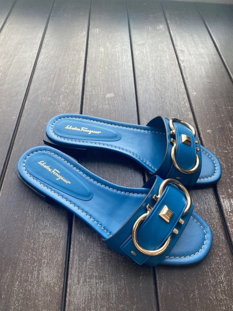 Salvatore Ferragamo Solar Gancini Leather Slide 8C