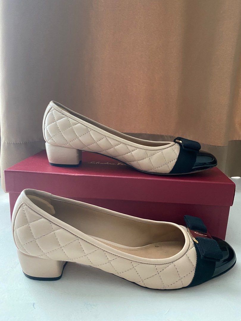 Quilted vara bow best sale pump shoe