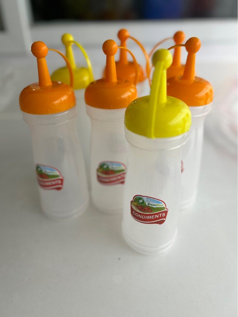 Sauce dispenser on Carousell