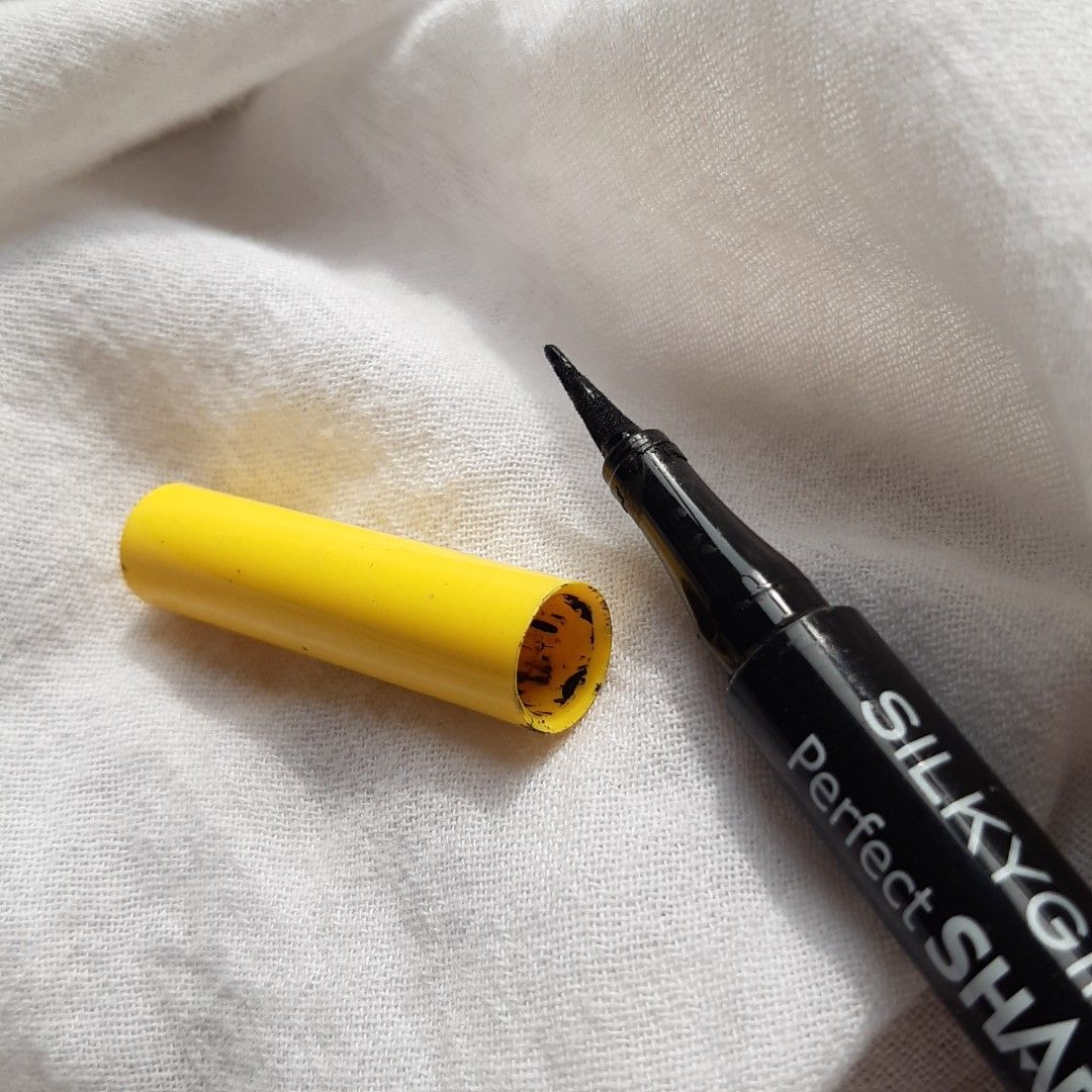 Silkygirl Perfect Sharp Matte Eyeliner, Beauty & Personal Care, Face, Makeup on Carousell