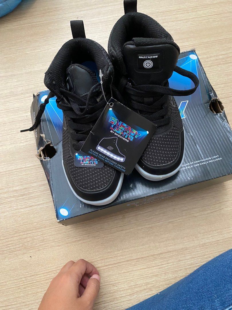 Skechers light up shop shoes charger