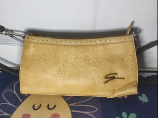 Sling kulit coklat kekuningan