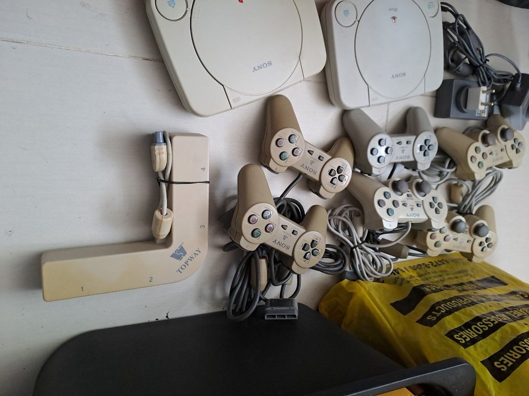 Sony PlayStation One & Controllers, Video Gaming, Gaming Accessories ...
