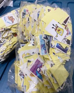 Stickers! isinya gak ngitung, tapi banyak…beneran banyak 😅