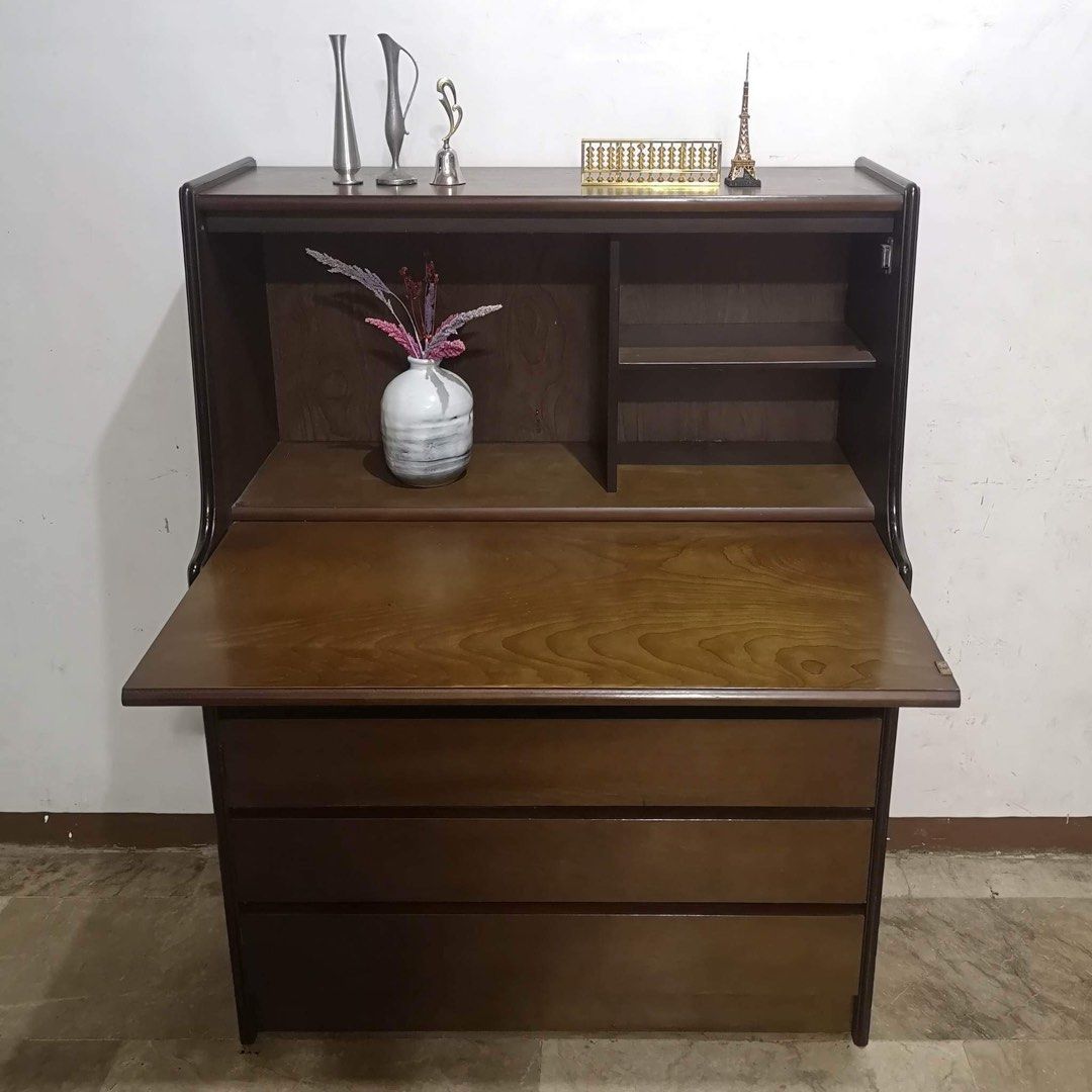 study Table Japan surplus (Category: Tables & Sets) located in Manila. Submitted by Hezcki (Listing ID 1224286521, Image 2). Description: .