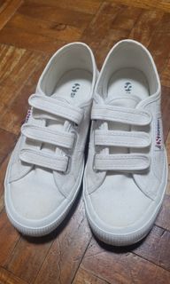 (Category: ) located in . Submitted by wangbimama (Listing ID 1224248851, Image 1). Description: .