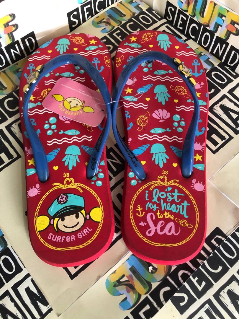 Sandal surfer clearance girl