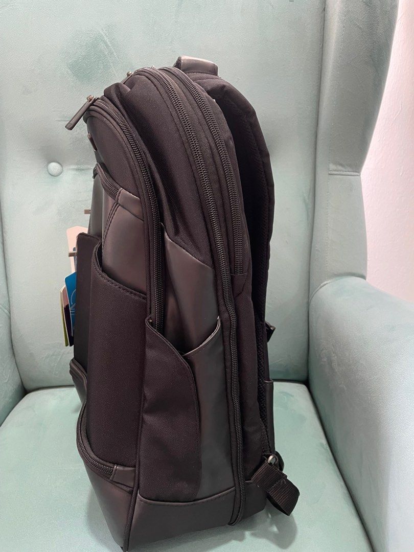 Targus vip laptop sales bag