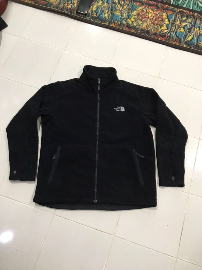Fleece with clearance pit zips