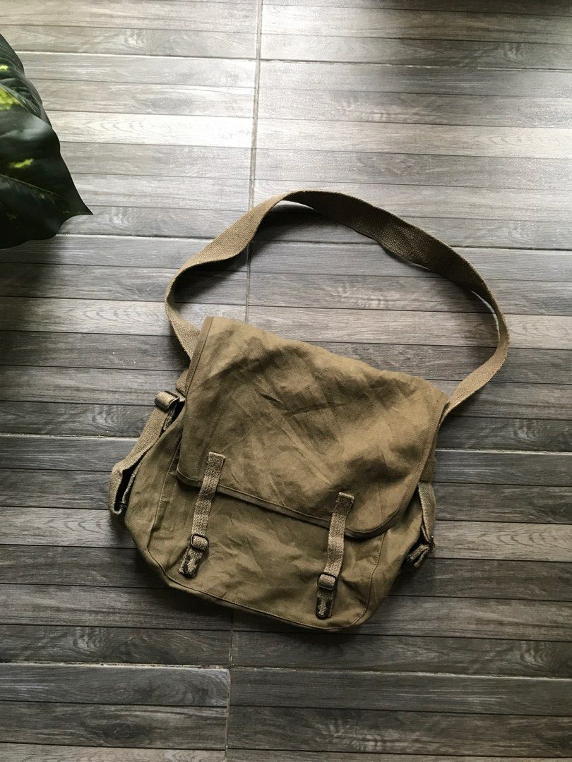 TRUE VINTAGE 50s French Army Linen Sling Bag, Men's Fashion, Bags