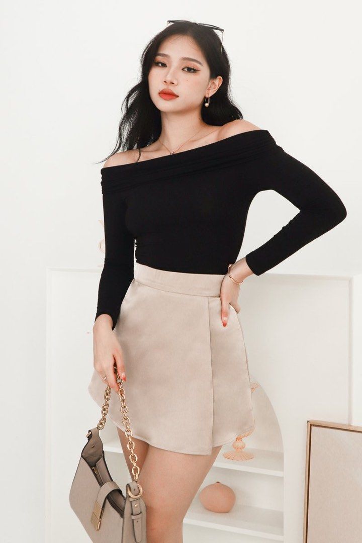 Odette off on sale shoulder blouse
